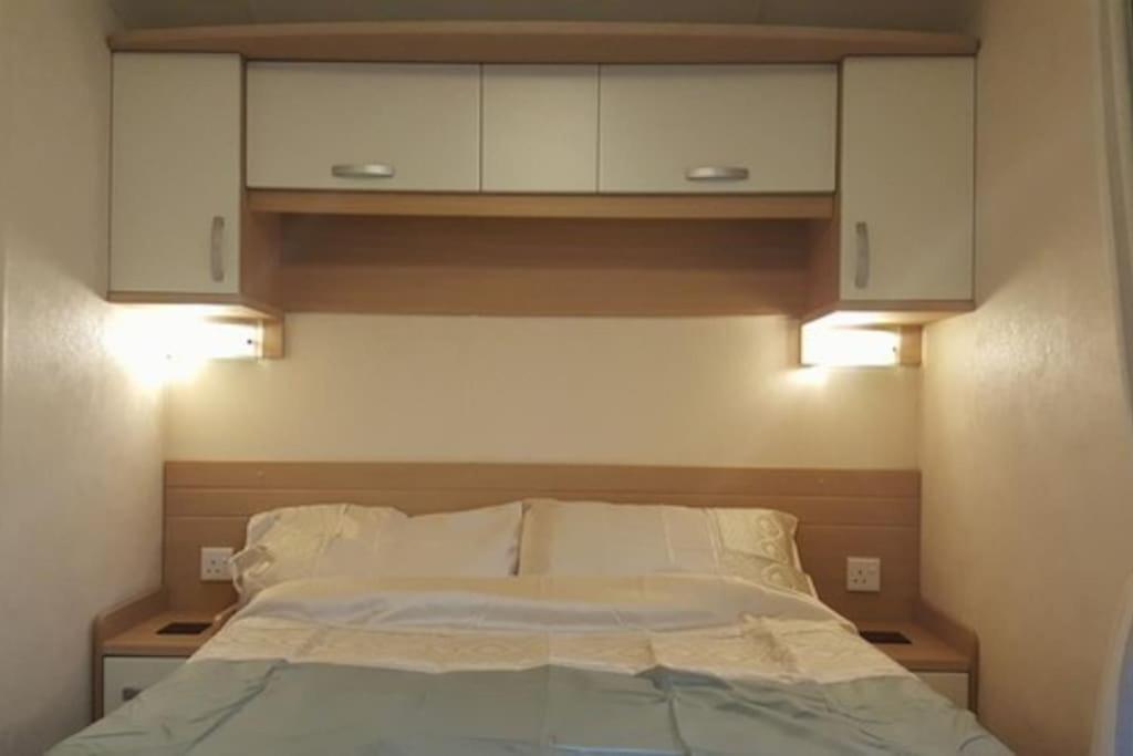 Apartament Cozy And Relaxing With Stunning Sea Views Lytchett Minster Zewnętrze zdjęcie